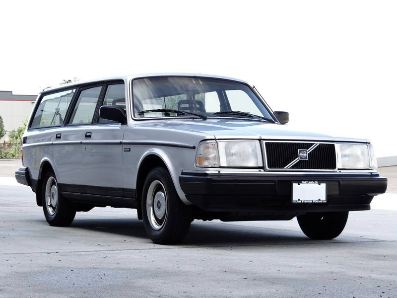 Illustration for article titled Could This Amazingly Clean 1987 Volvo 245 DL Really Be Worth $14,500?